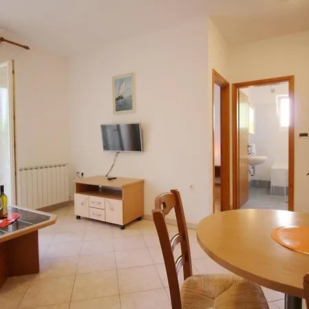 Appartamento In Mit Eigenem Balkon - B59618 Baška